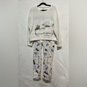 Like New! Girls Justice 2-pc fleece pj’s, Sz 10
